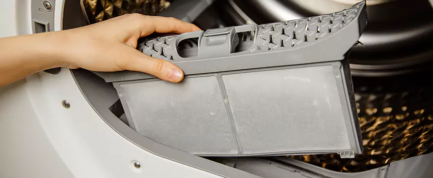 Signs Of A Clogged Dryer Lint Trap in Wyoming, Michigan